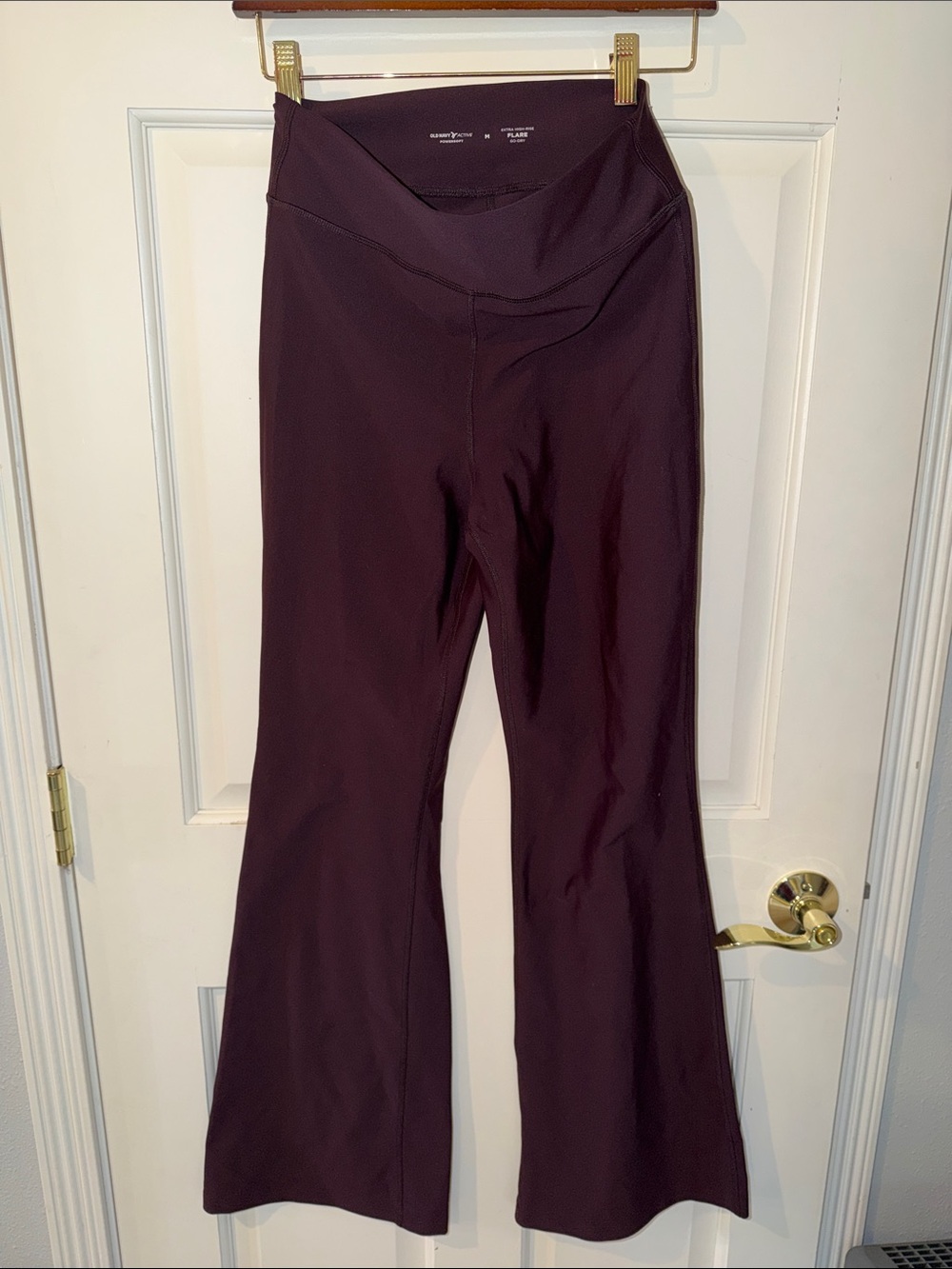 Old Navy flare yoga pants